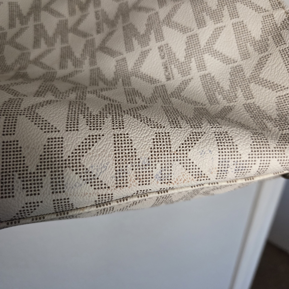Michael Kors Hamilton Large Signature 1981 East West Tote Vanilla - Picture 8 of 16
